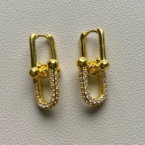 Gold Bling Link Earrings - Picture 1 of 4
